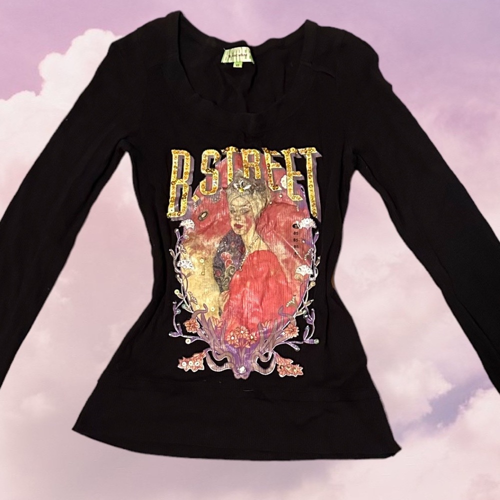 Vintage y2k long sleeve top new deadstock 

#grunge #cargo #coquette #true